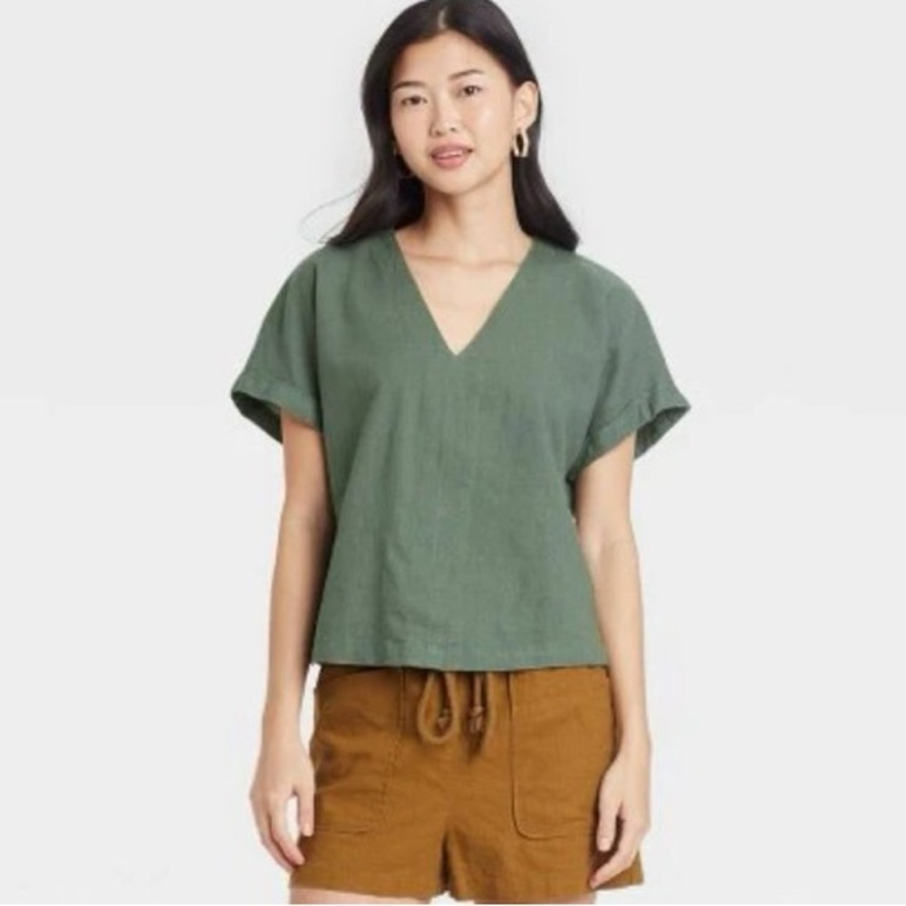 Universal Thread Linen Blend Cuffed Sleeves V-Neck Top - Size XS